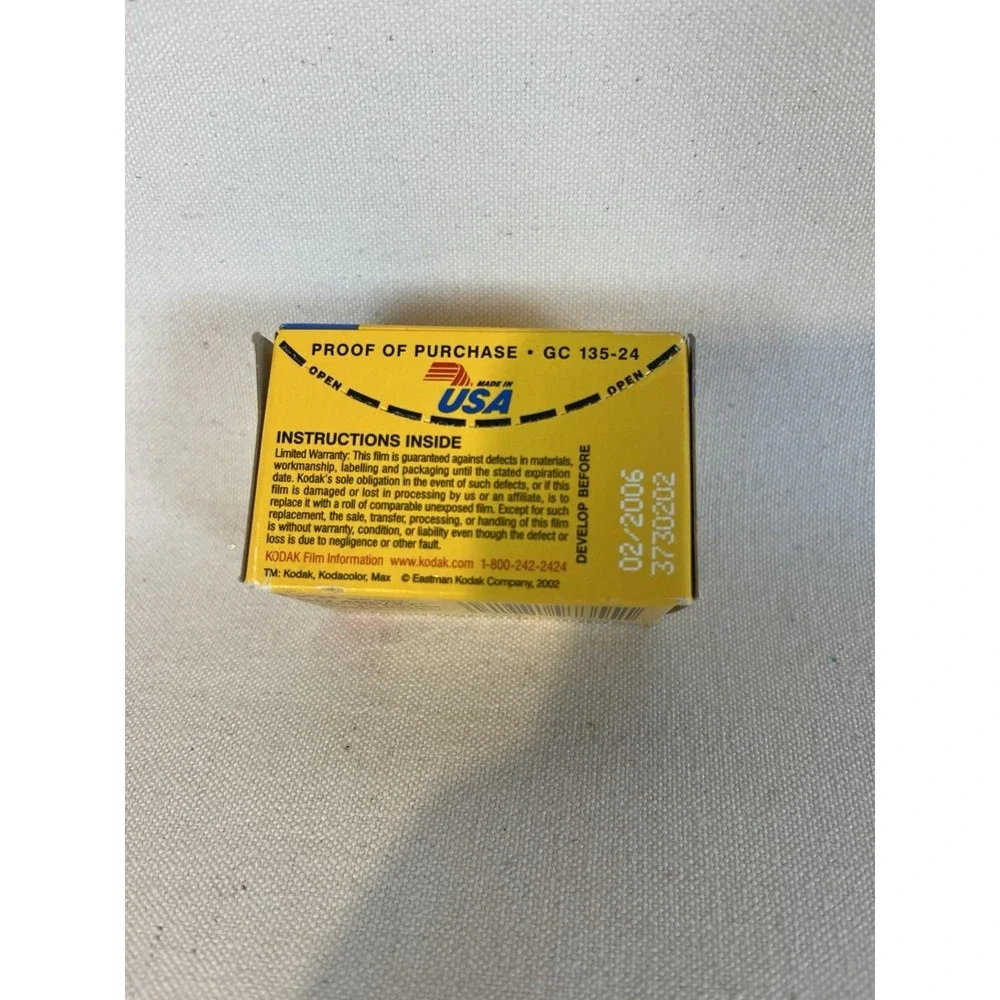 Kodak Max Versatility 400 Film 24 Exposures New Old Stock Exp 2/2006 Photography